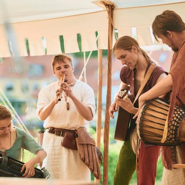Musik og gøgleri til Danehof Middelalderfestival
