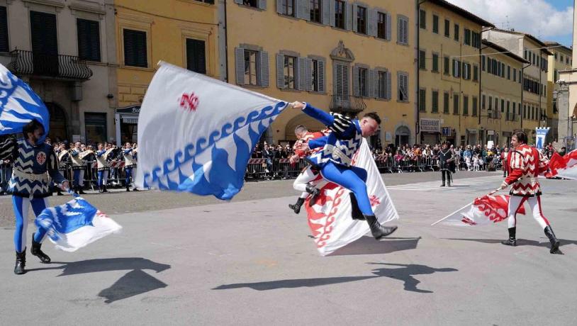 De Italienske flagkastere kommer i fuld sving til Danehof i Nyborg