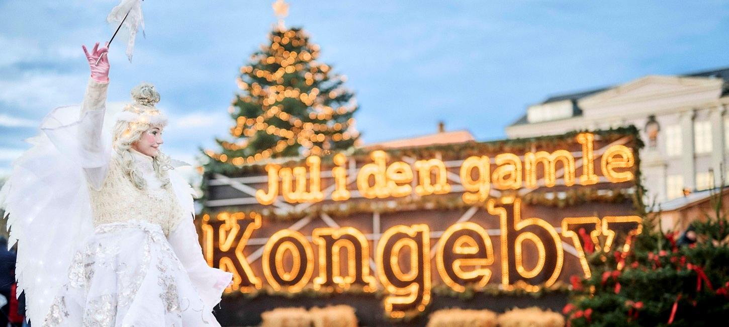 Englen spreder elegant julemagi over julemarkedet på Nyborg Torv