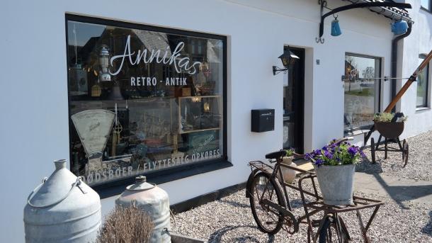 Annikas Antik butik i Øksendrup