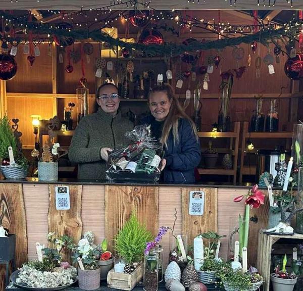 Damongaard Julerier vinder prisen for bedst julepyntet bod i 1. weekend til Jul i den gamle Kongeby, Nyborg