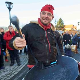 Der er altid sjov underholdning til julemarkedet i Nyborg