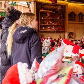 Super søde bodholdere til julemarkedet i den gamle Kongeby