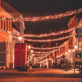 Julelys i Nyborgs hyggelige gågader