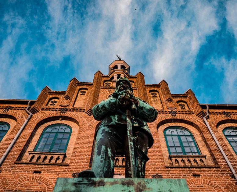 Nyborg Fyn Danmark Rådhus Statue